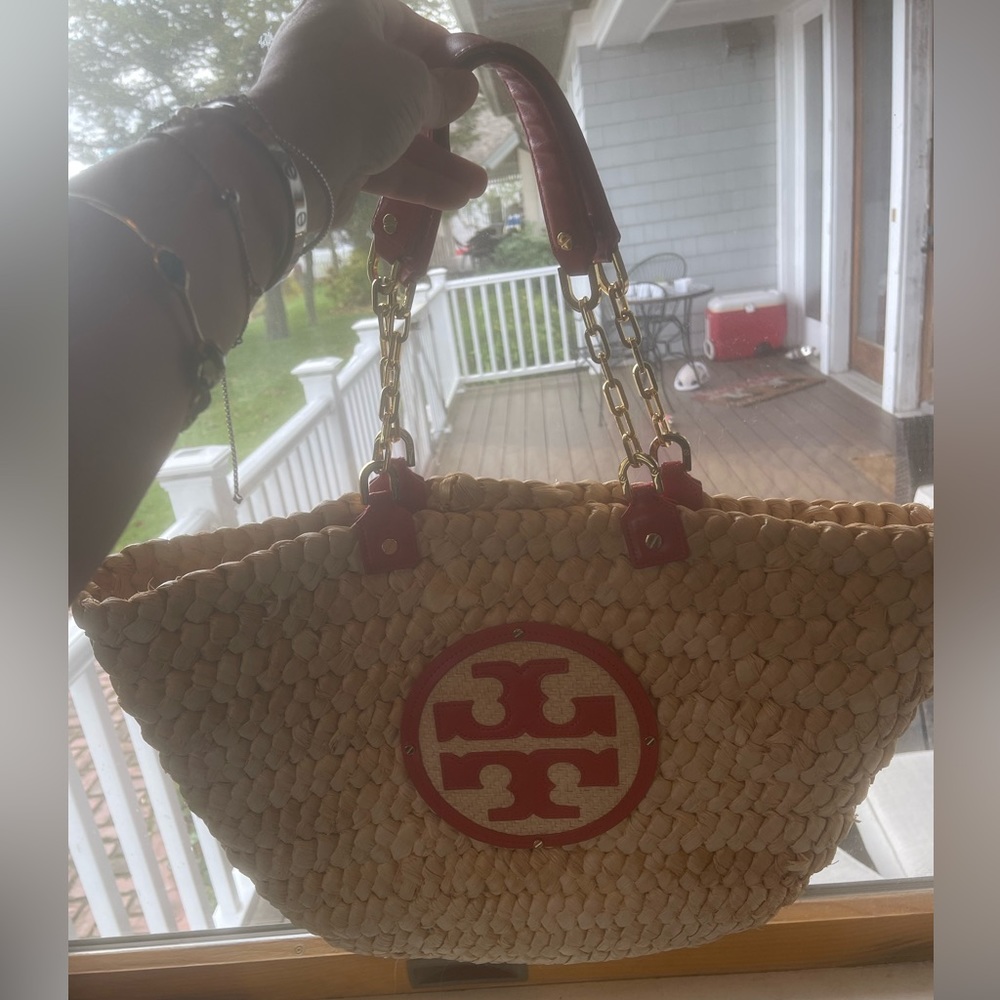 Tory burch straw tote with red leather straps